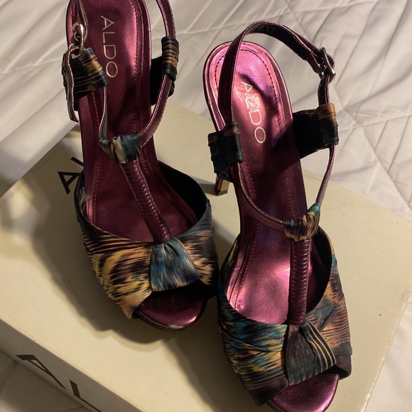 ALDO STACKS size 38 - Picture 2 of 4